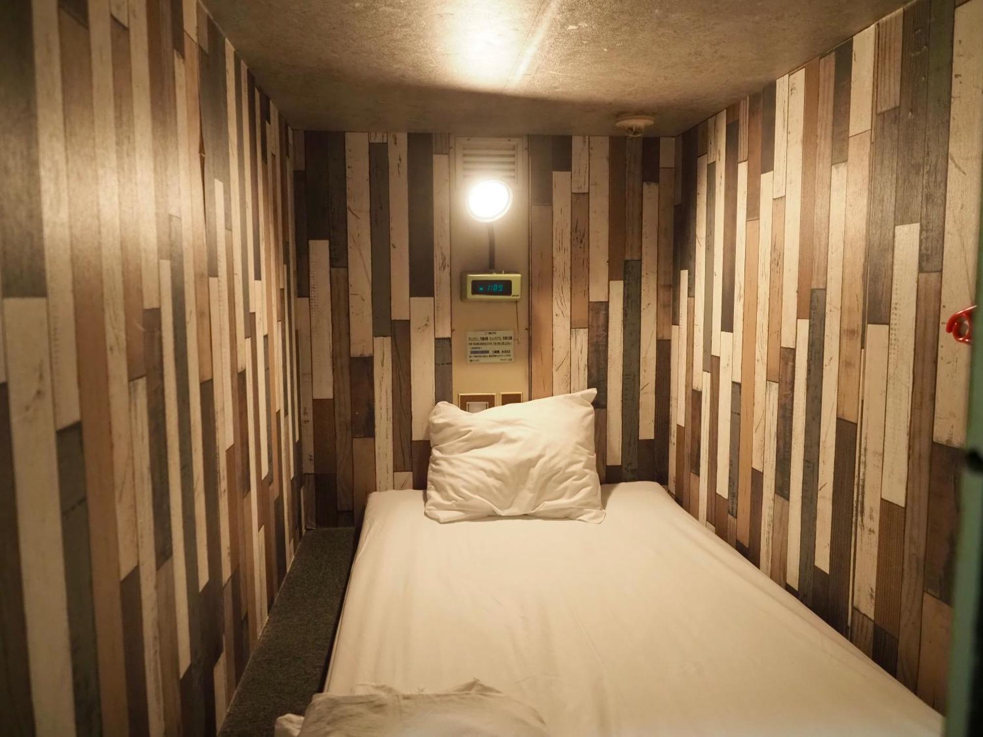 Capsule Hotel Block Room Tokyo Eksteriør bilde